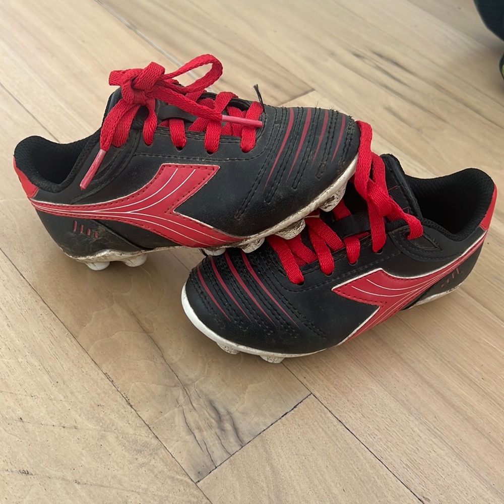 Baseball cleats Size K10